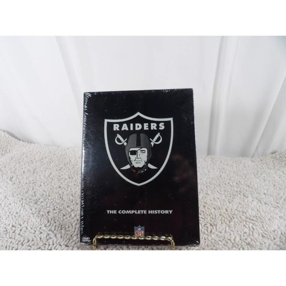 The Complete History of the Oakland Raiders (DVD, 2004). New - Picture 1 of 3
